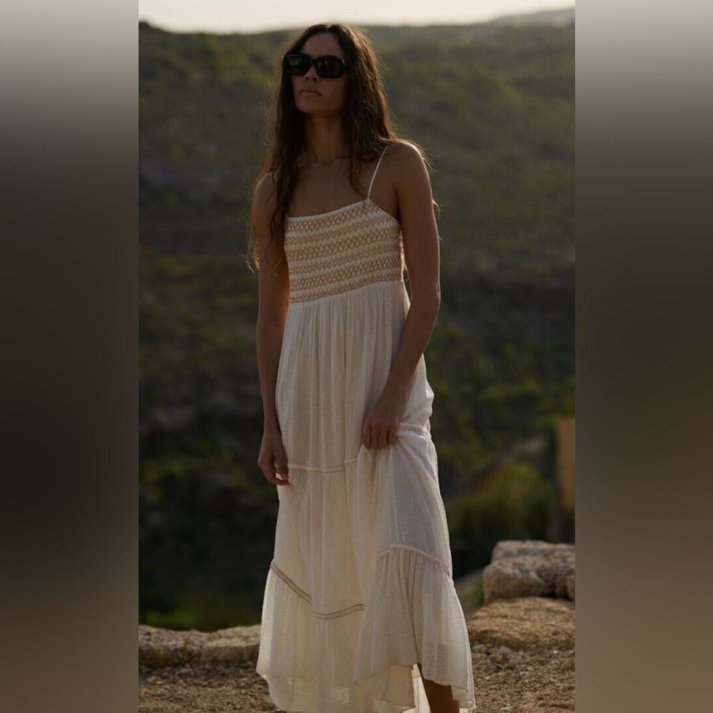 ZARA COMBINATION TIERED MIDI DRESS
Color: BROWN / WHITE * Size: XXL